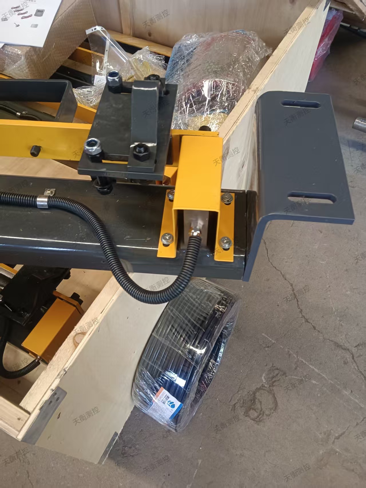 高精度阵列91看片成人软件-0.2级发货现场阵列称“ style=